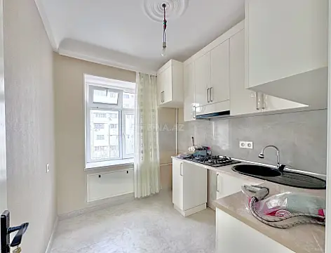 Satılır 3 otaqlı mənzil 85 m²