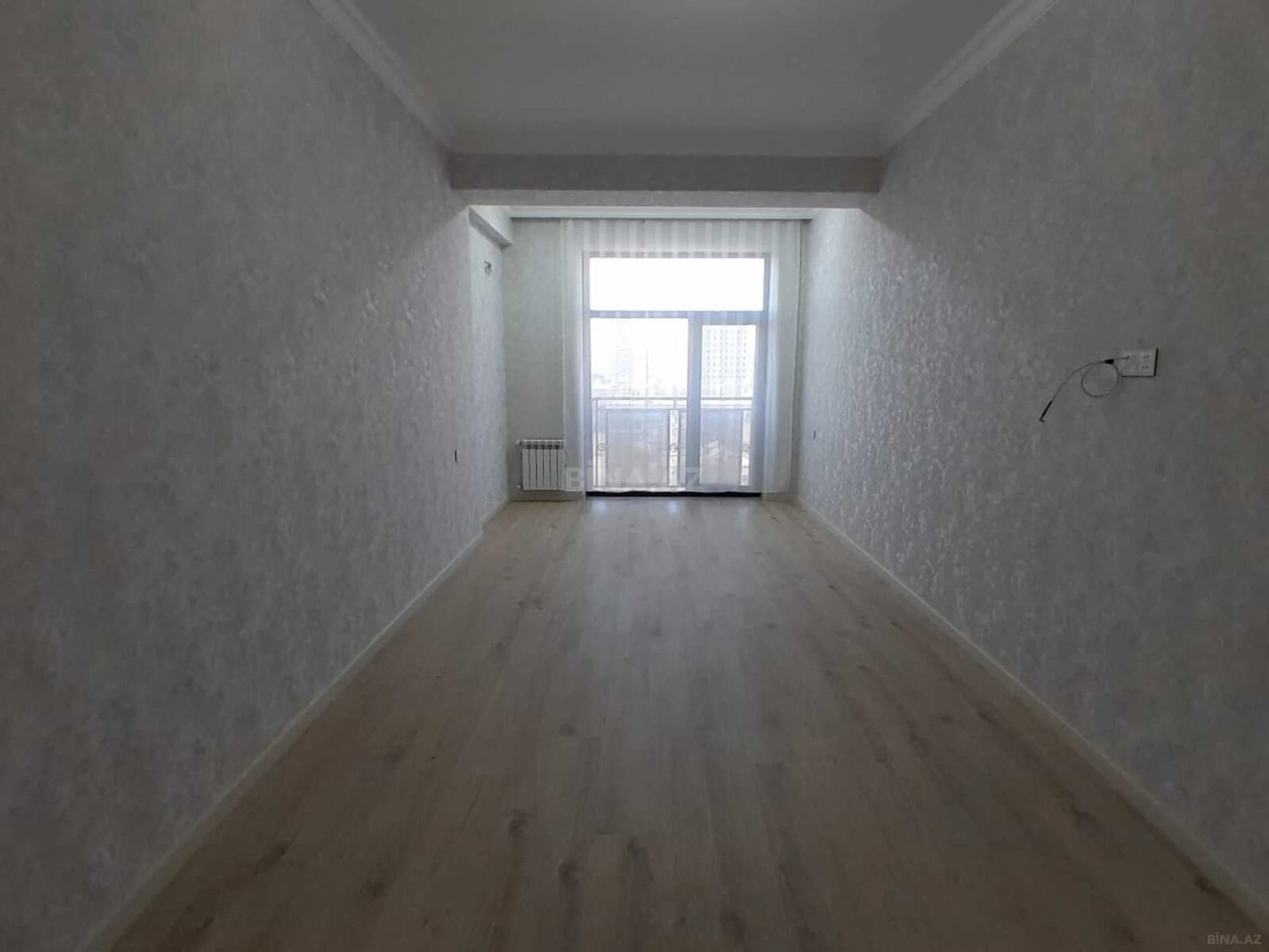 Satılır 2 otaqlı mənzil 96 m²