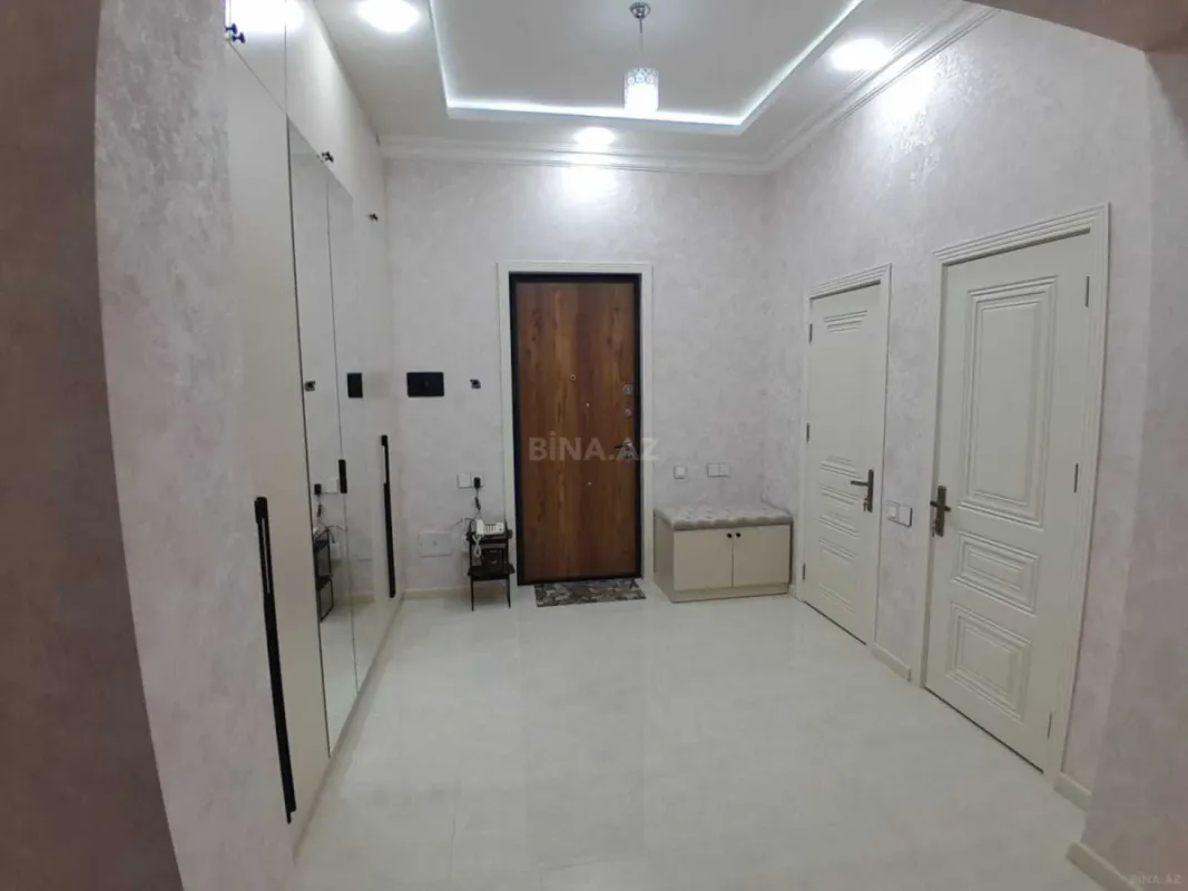 Satılır 2 otaqlı mənzil 96 m²