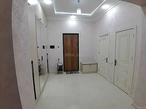 Satılır 2 otaqlı mənzil 96 m²