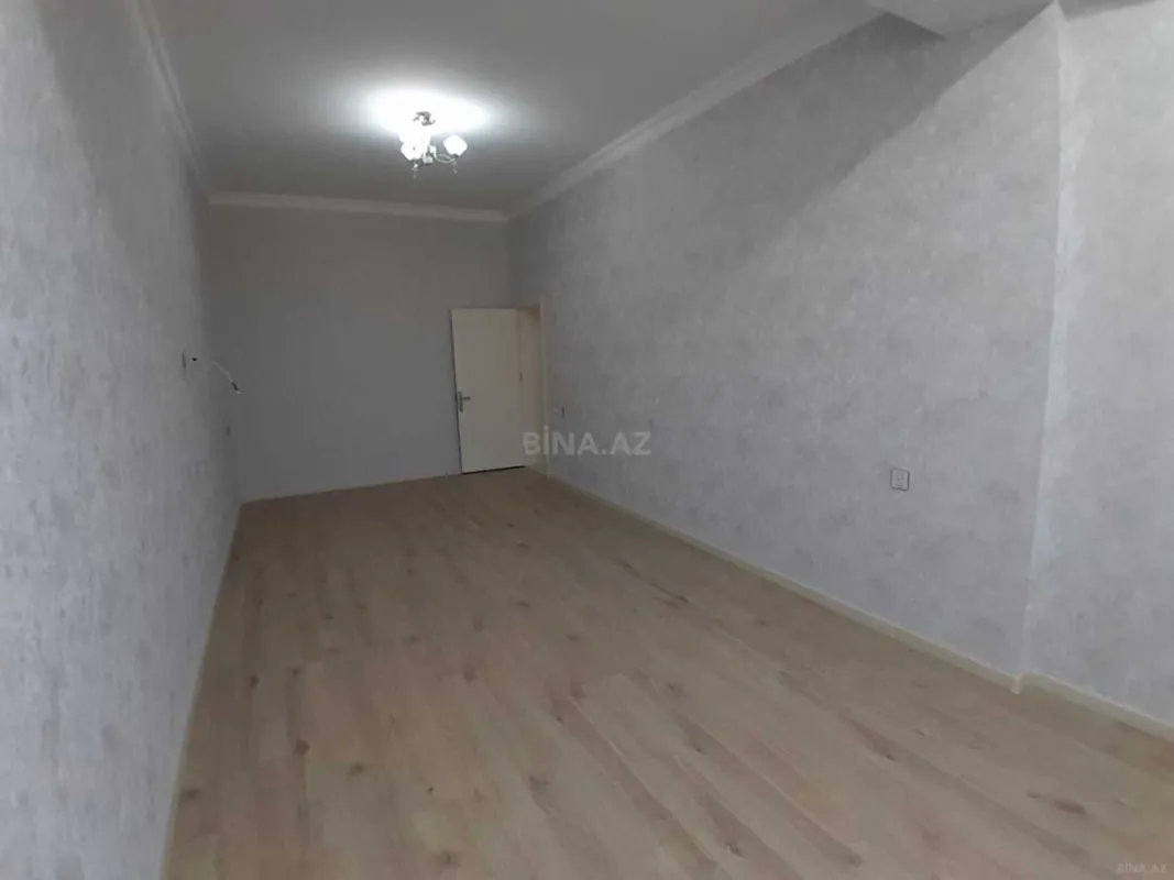 Satılır 2 otaqlı mənzil 96 m²