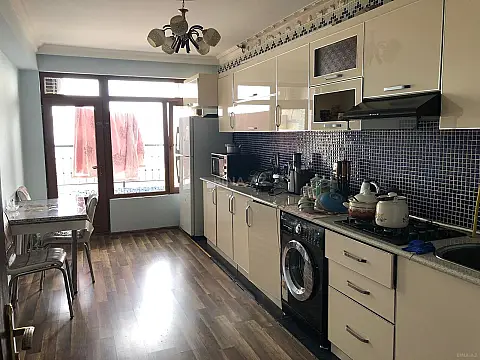 Satılır 2 otaqlı mənzil 105 m²