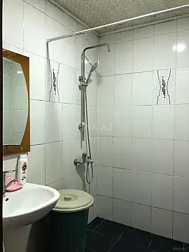 Satılır 2 otaqlı mənzil 105 m²