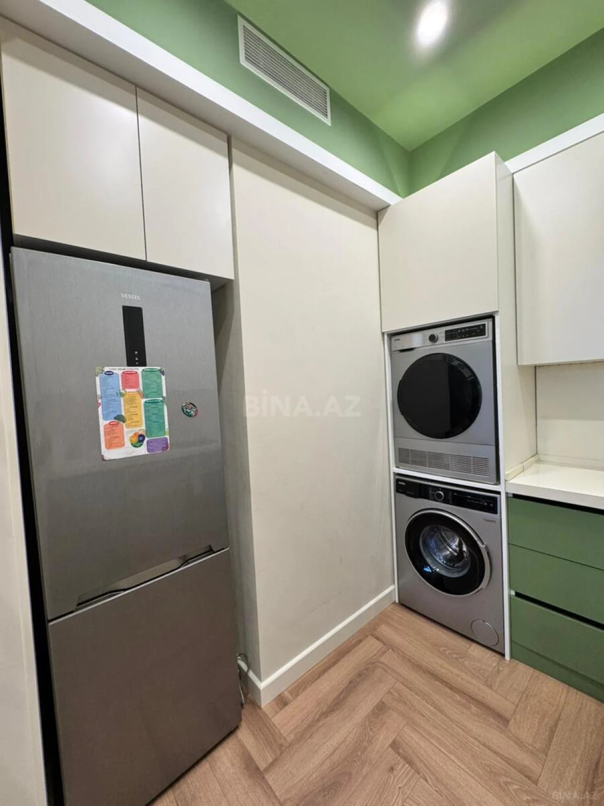 Kirayə verilir 2 otaqlı mənzil 62 m²