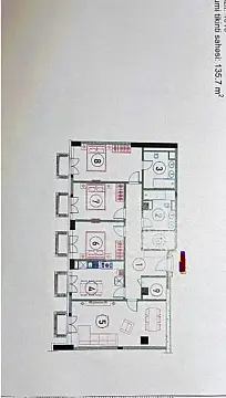 Satılır 4 otaqlı mənzil 136 m²