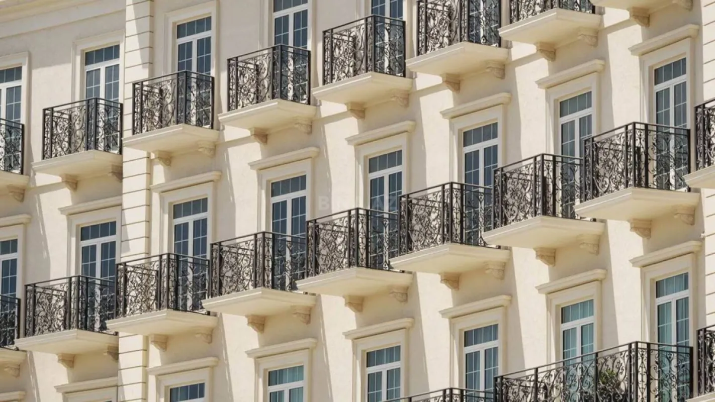 Satılır 4 otaqlı mənzil 136 m²