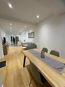 Kirayə verilir 2 otaqlı mənzil 90 m²