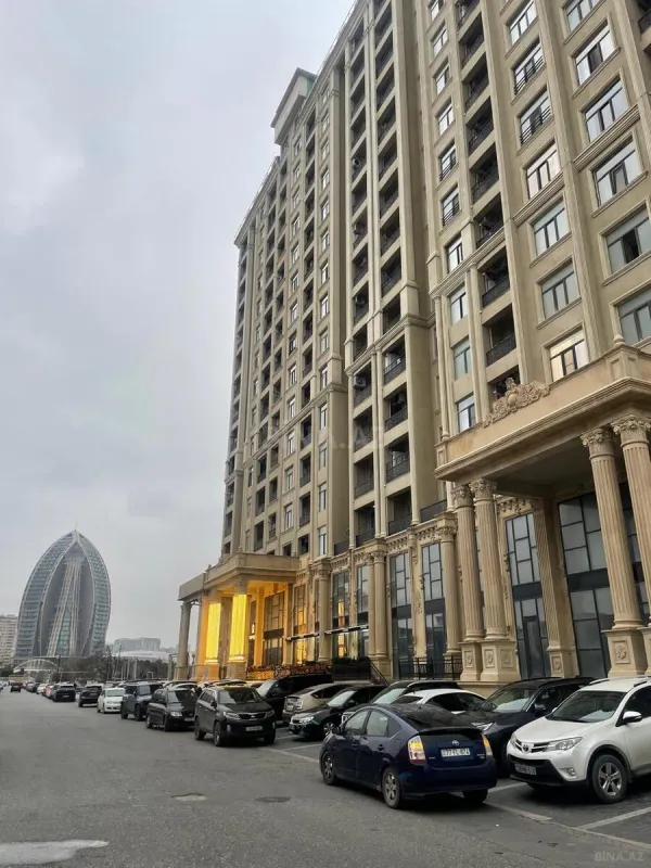 Kirayə verilir 2 otaqlı mənzil 90 m²