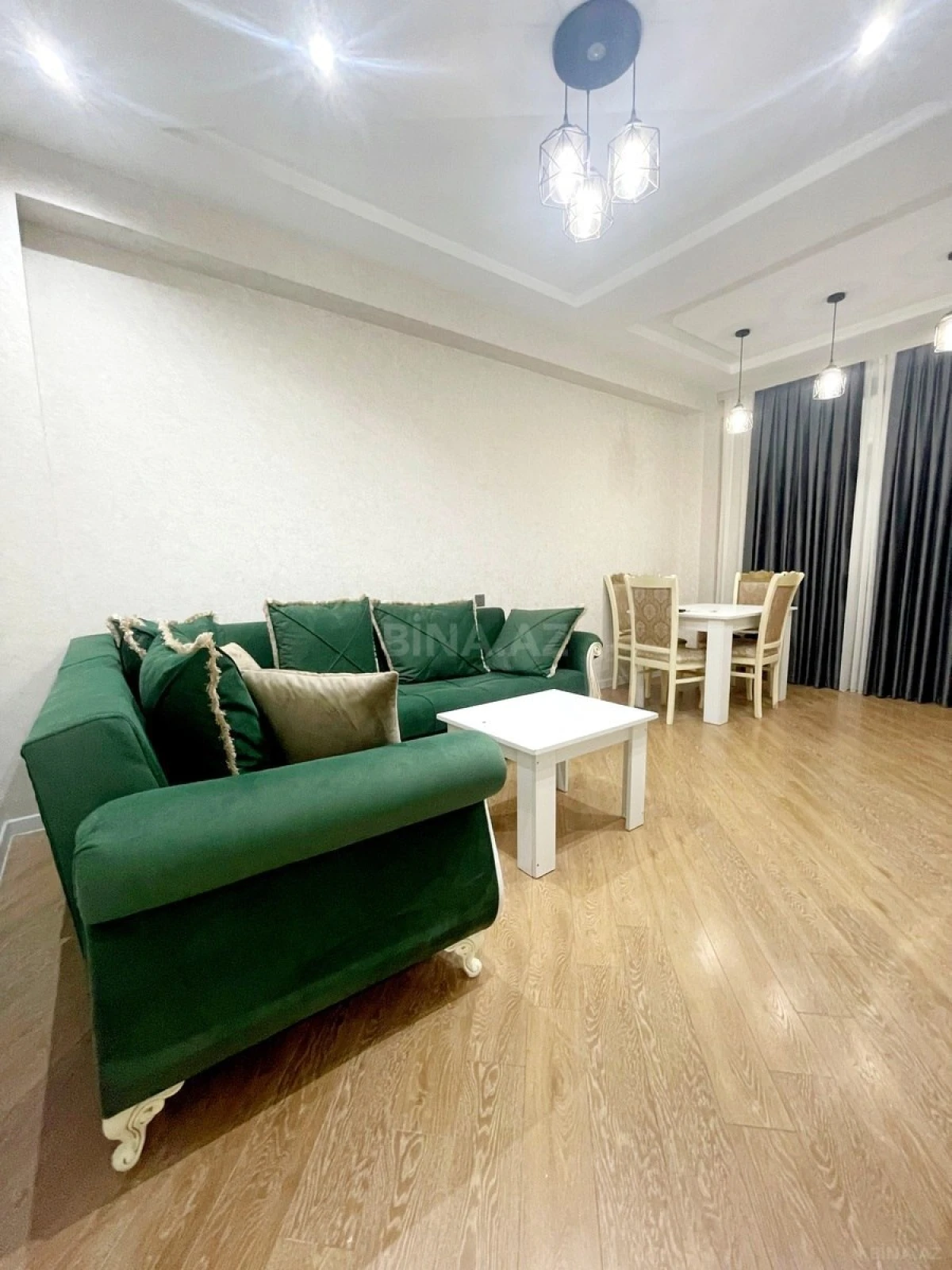 Satılır 2 otaqlı mənzil 60 m²