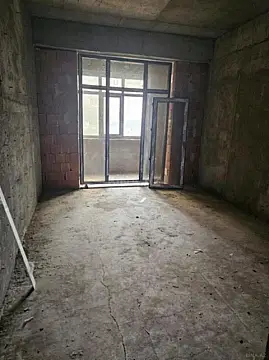 Satılır 2 otaqlı mənzil 99.3 m²