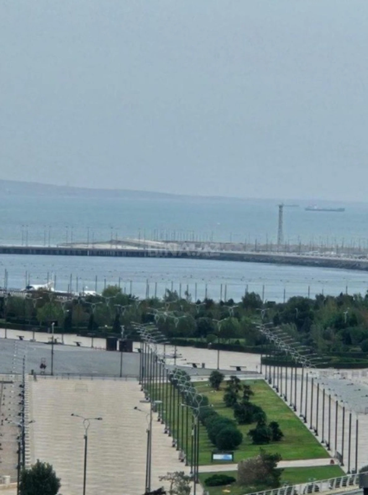 Satılır 2 otaqlı mənzil 99.3 m²