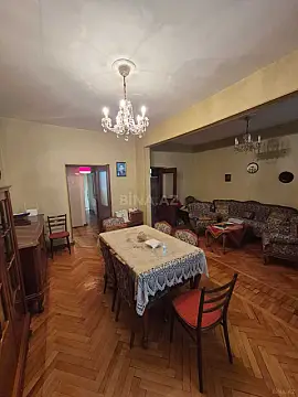 Satılır 3 otaqlı mənzil 85 m²