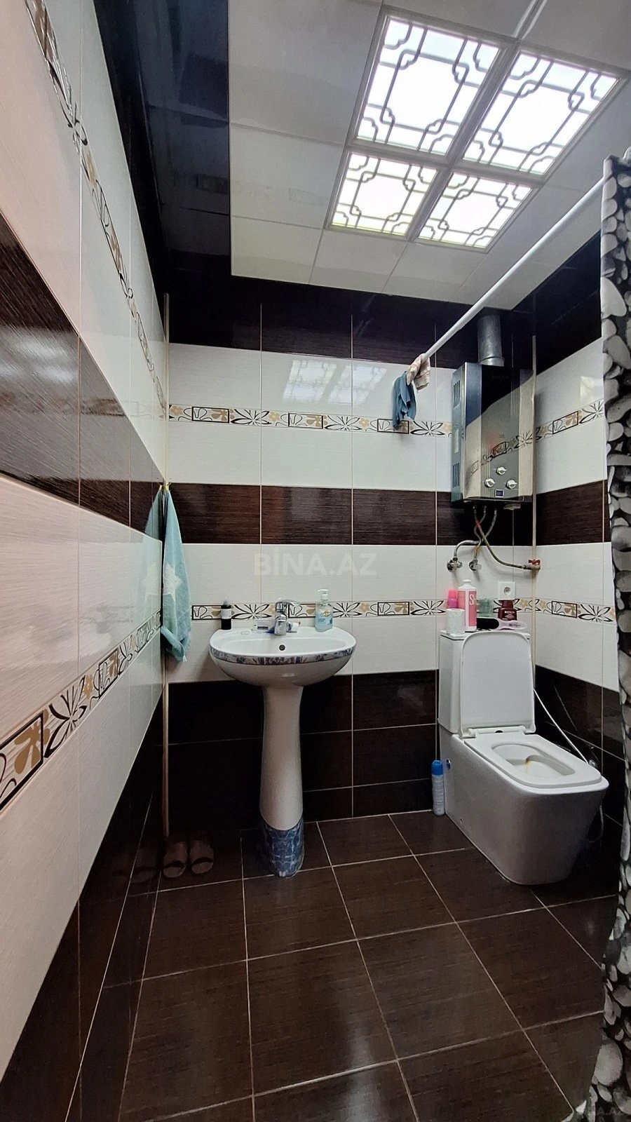 Satılır 2 otaqlı mənzil 70 m²