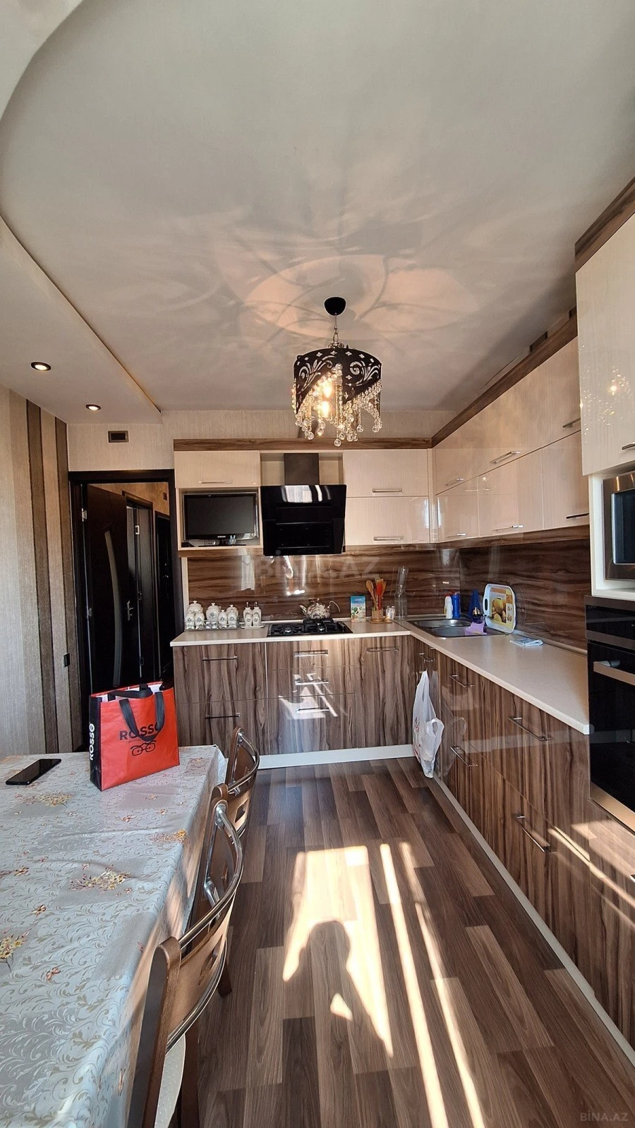 Satılır 2 otaqlı mənzil 70 m²