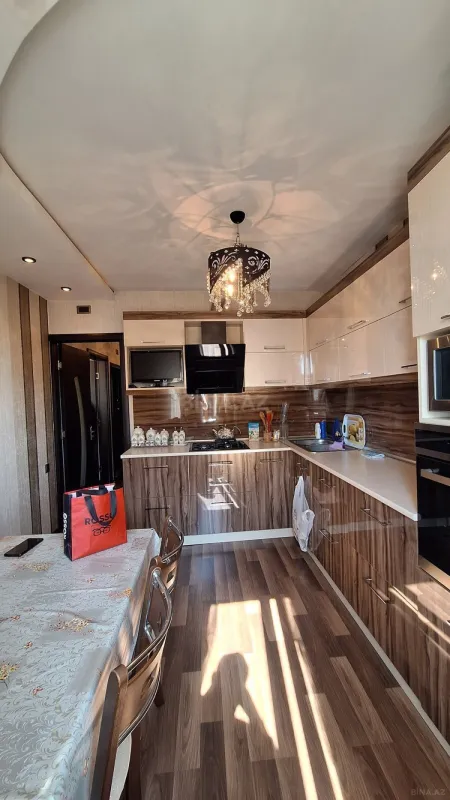 Satılır 2 otaqlı mənzil 70 m²