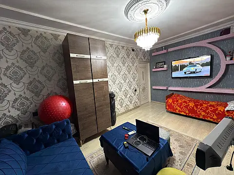 Satılır 2 otaqlı mənzil 45 m²