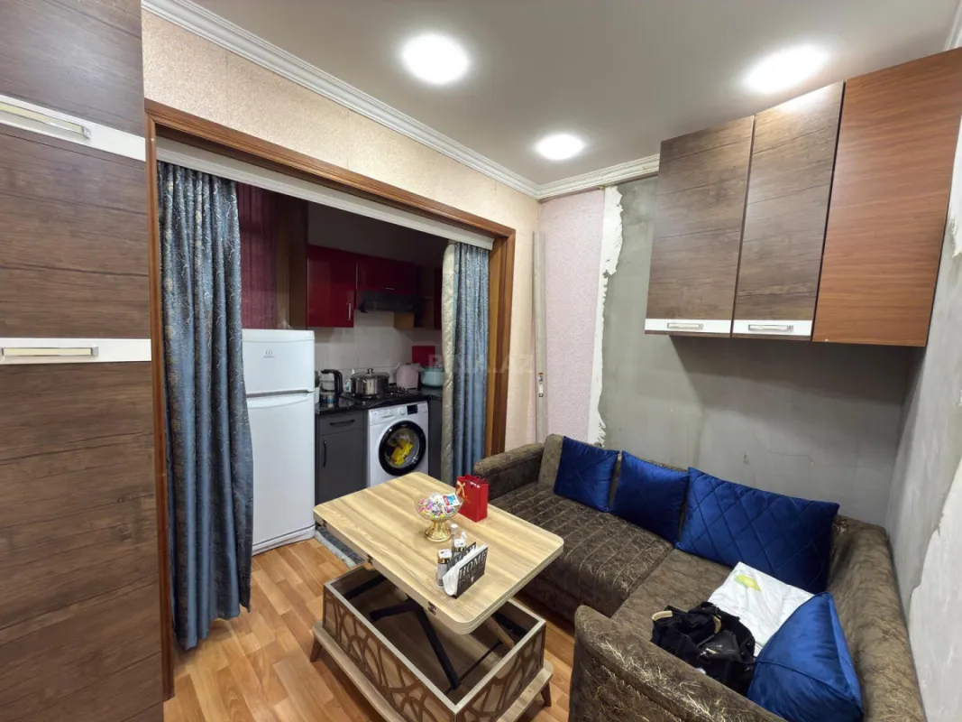 Satılır 2 otaqlı mənzil 45 m²