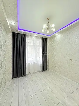 Satılır 2 otaqlı mənzil 56 m²