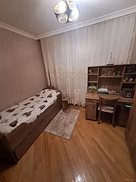 Satılır 3 otaqlı mənzil 40 m²