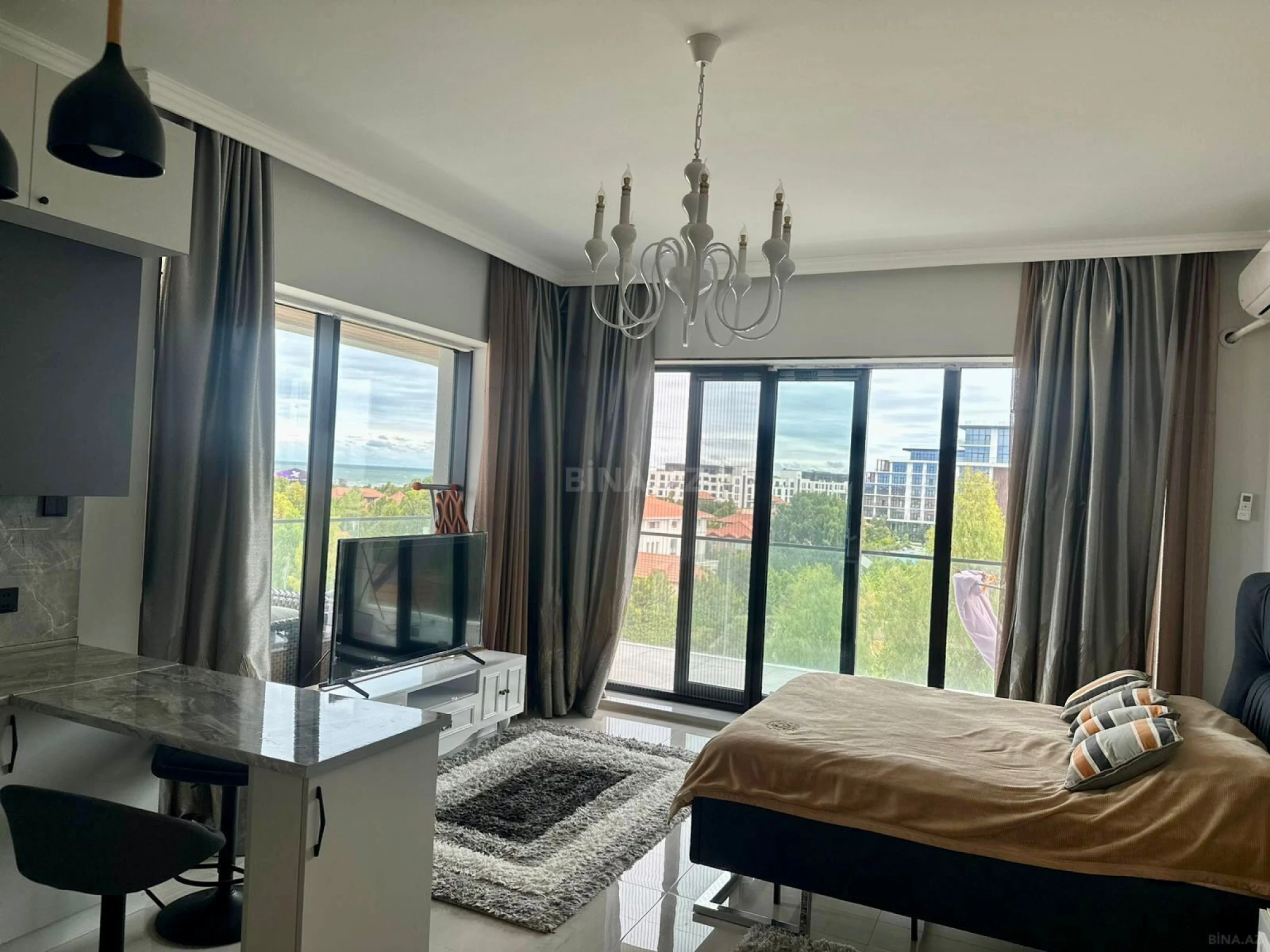 Satılır 1 otaqlı mənzil 75 m²