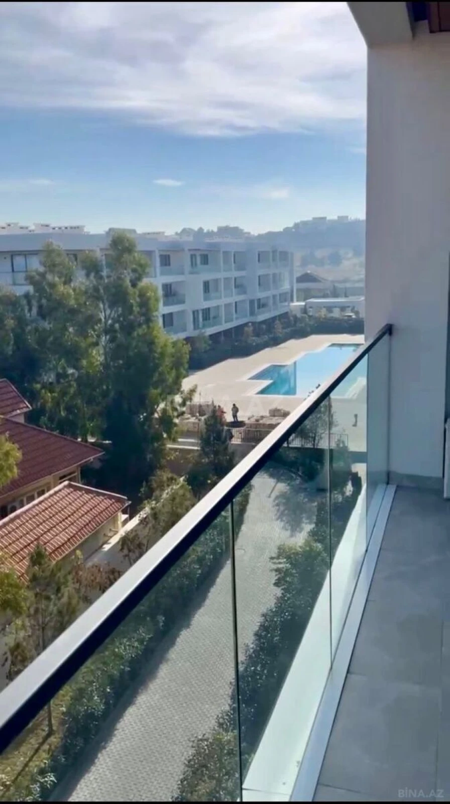 Satılır 1 otaqlı mənzil 75 m²