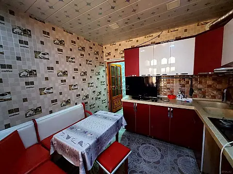 Satılır 3 otaqlı mənzil 75 m² — Bakı, Bakıxanov 3 otaq 75.00 m²