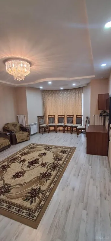 Satılır 2 otaqlı mənzil 70 m²
