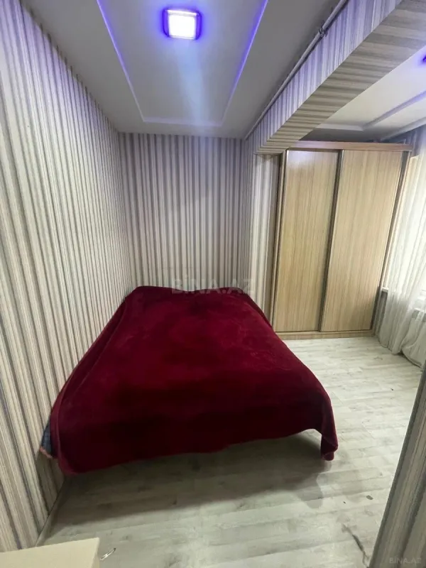 Satılır 2 otaqlı mənzil 70 m²