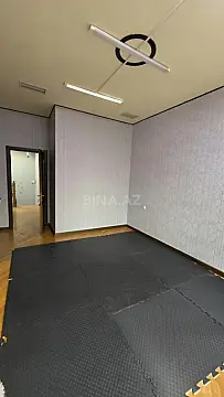Kirayə verilir 4 otaqlı ofis 240 m²