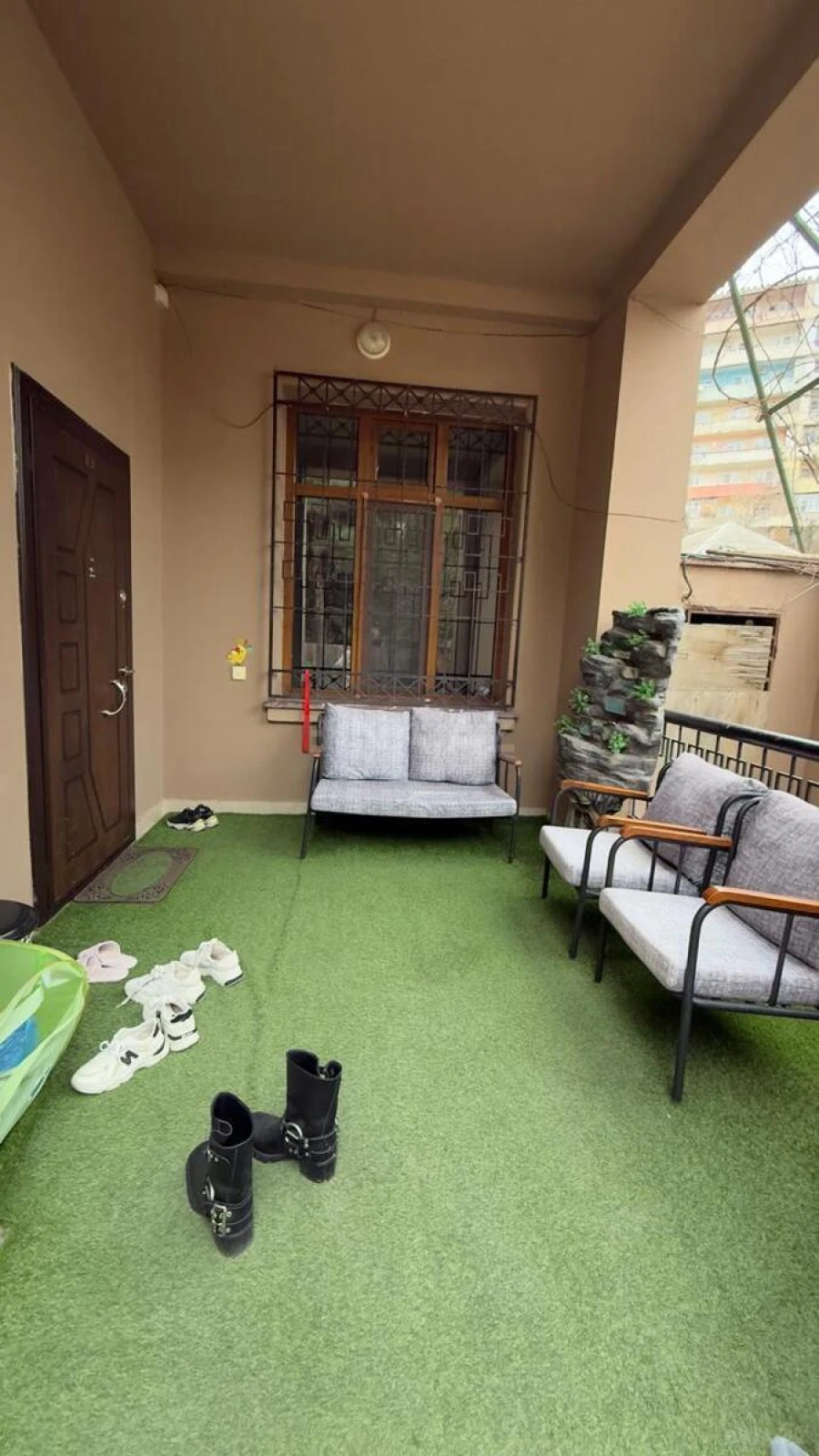 Kirayə verilir 4 otaqlı ofis 240 m²