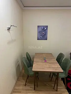 Kirayə verilir 2 otaqlı mənzil 80 m²