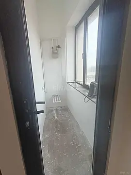 Satılır 3 otaqlı mənzil 142 m²