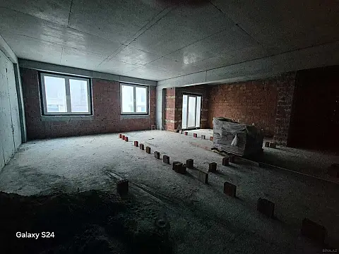 Satılır 2 otaqlı mənzil 90 m²