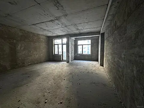 Kirayə verilir obyekt 335 m²