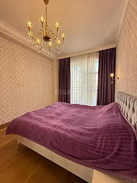 Kirayə verilir 3 otaqlı mənzil 150 m²