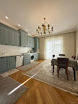 Kirayə verilir 3 otaqlı mənzil 150 m²