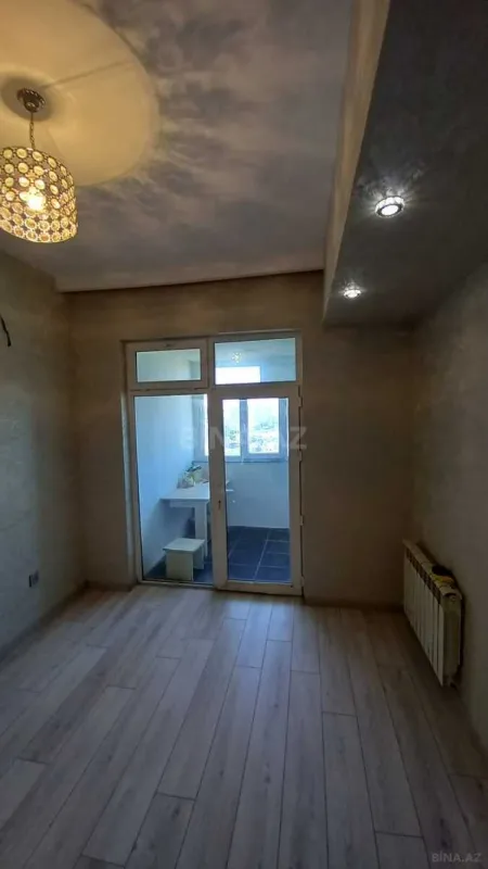 Satılır 2 otaqlı mənzil 56 m²