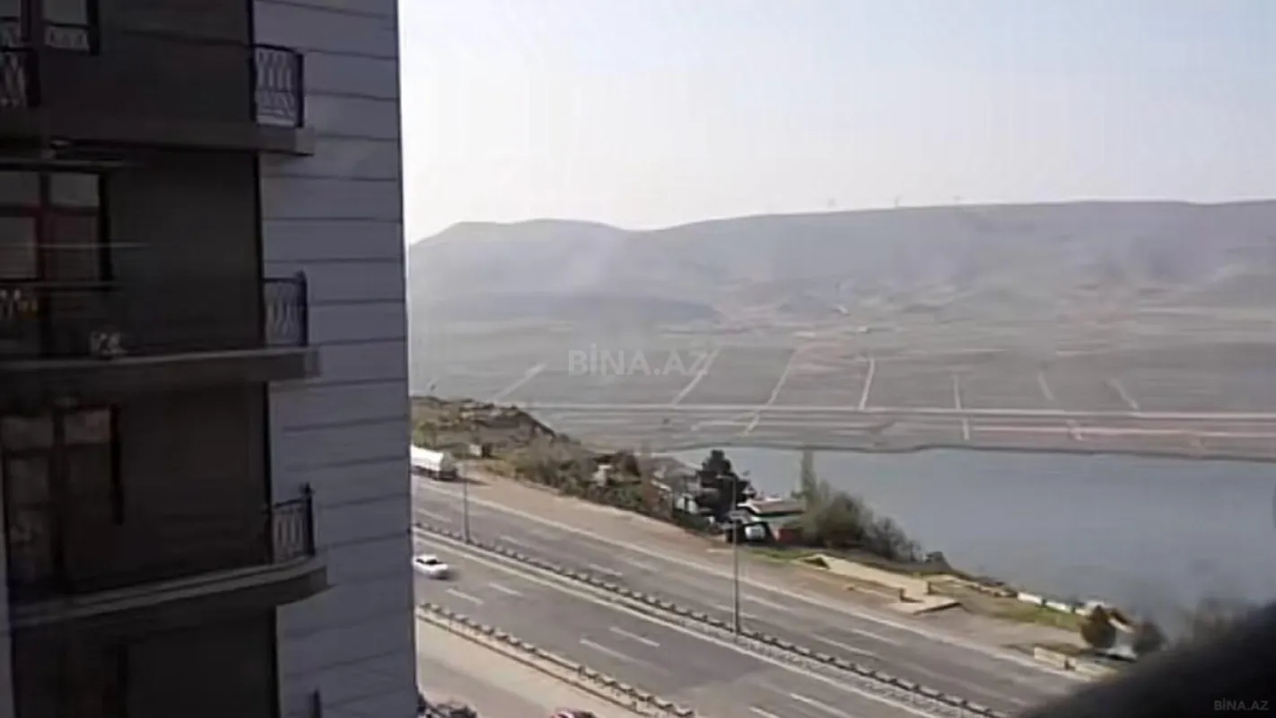 Satılır 2 otaqlı mənzil 75 m²