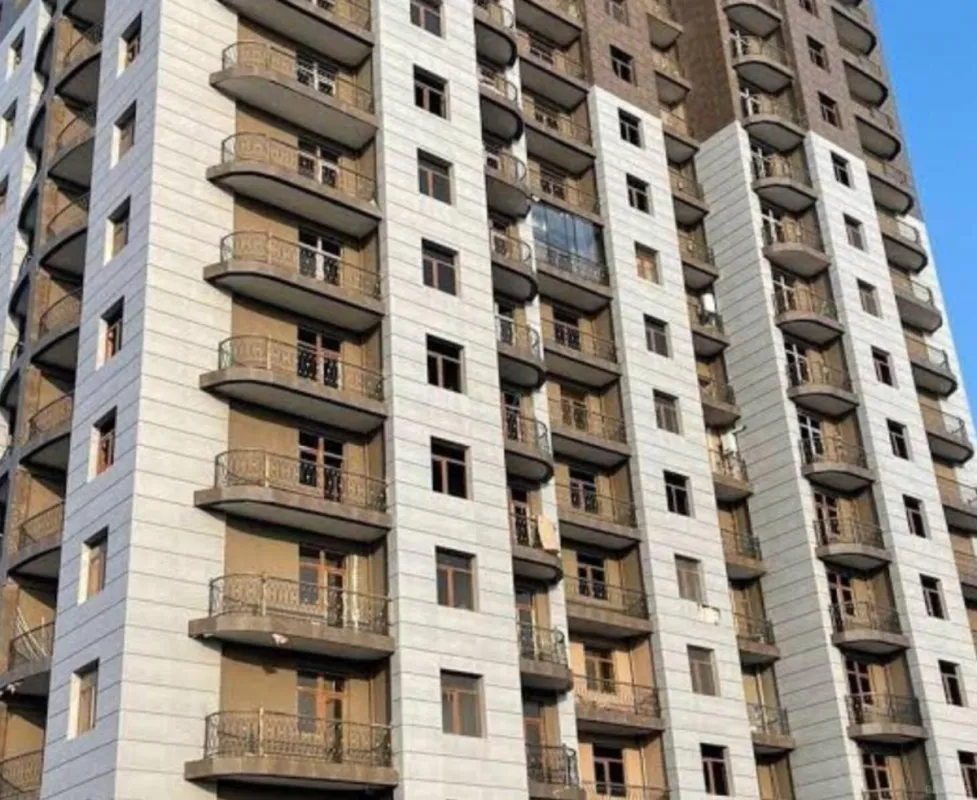 Satılır 2 otaqlı mənzil 75 m²