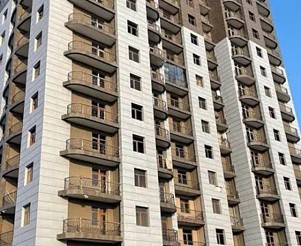Satılır 2 otaqlı mənzil 75 m²