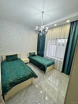 Kirayə verilir 4 otaqlı həyət evi 200 m²