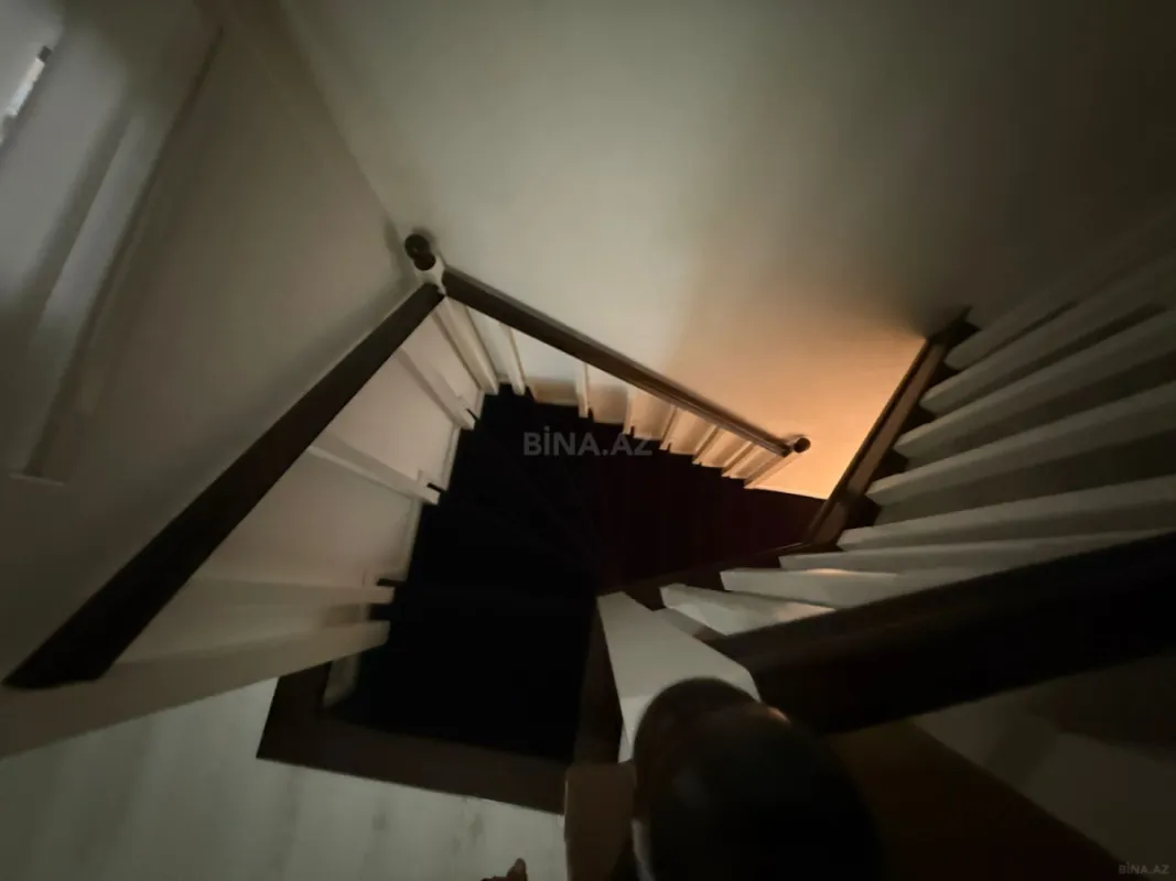 Kirayə verilir 2 otaqlı mənzil 85 m²