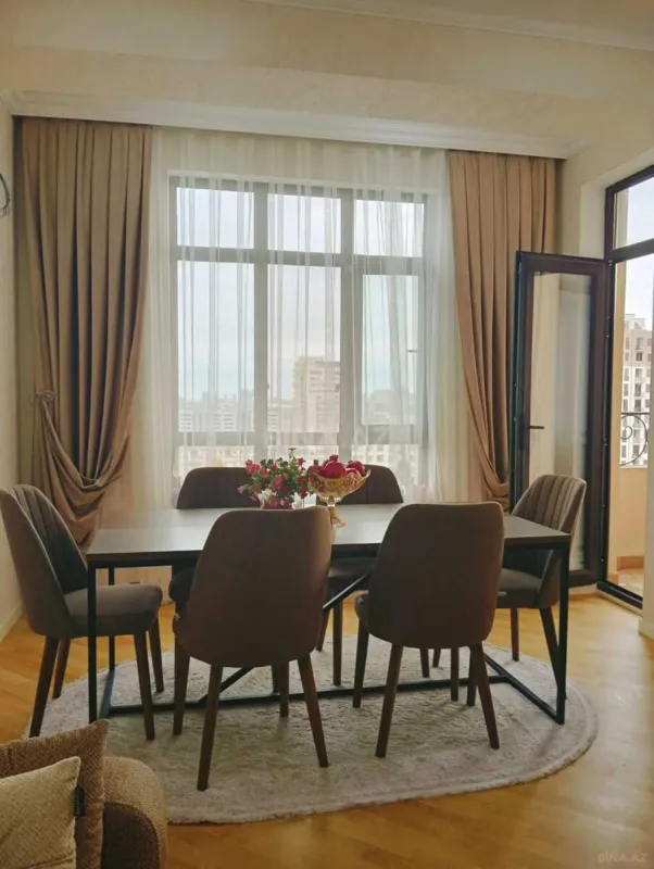 Satılır 2 otaqlı mənzil 70 m²