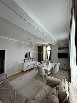 Satılır 3 otaqlı mənzil 98 m²