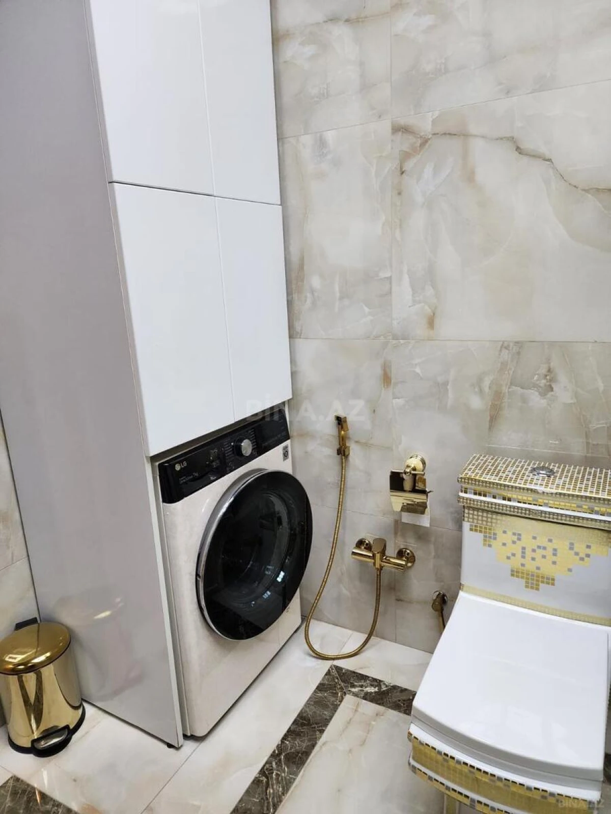 Satılır 3 otaqlı mənzil 106 m²