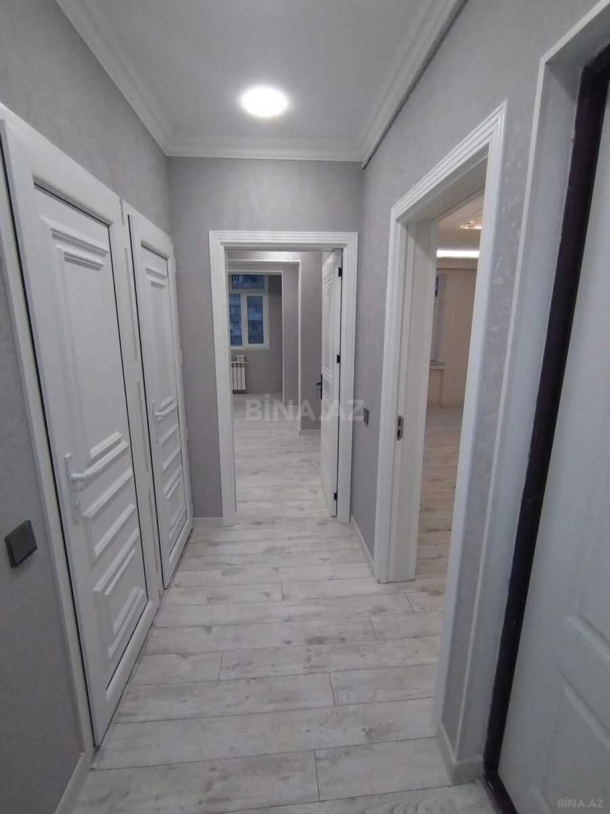 Satılır 2 otaqlı mənzil 65 m²