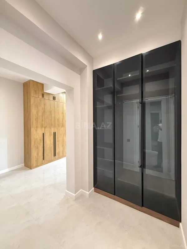 Satılır 3 otaqlı mənzil 120 m²