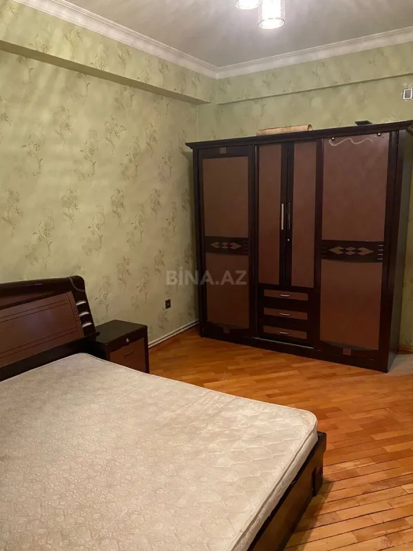 Kirayə verilir 2 otaqlı mənzil 91 m²