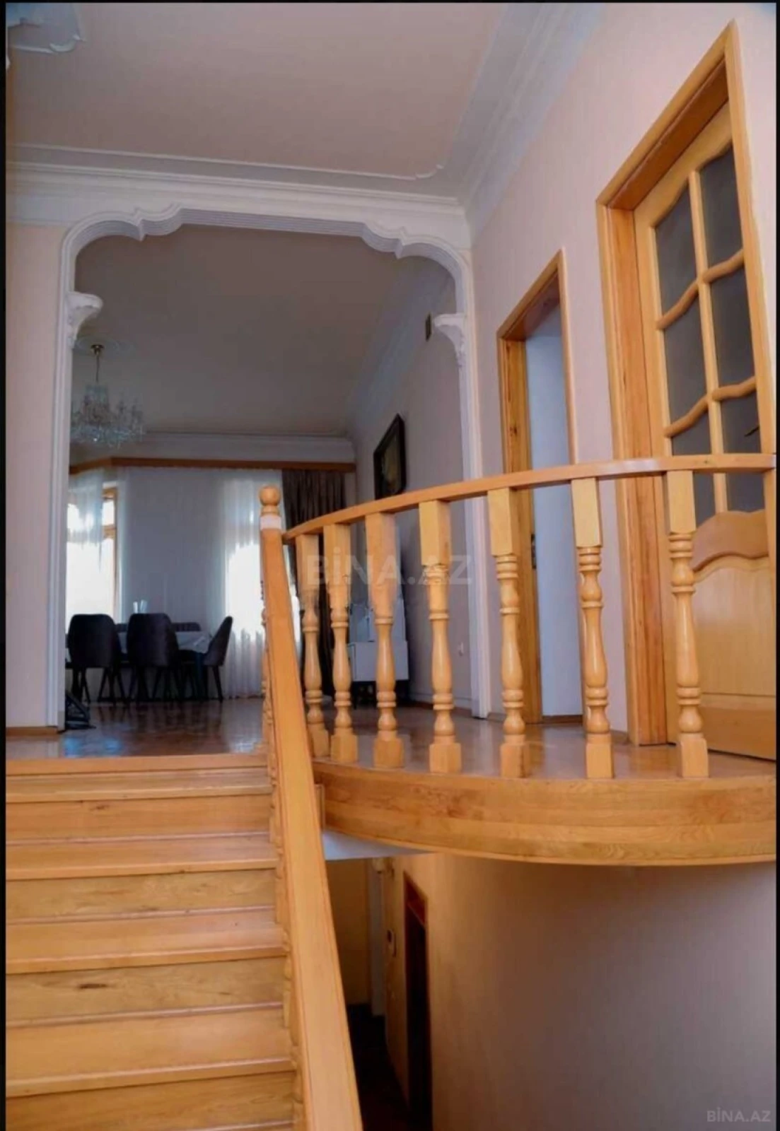 Satılır 7 otaqlı həyət evi 220 m²