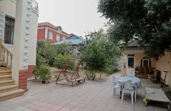 Satılır 7 otaqlı həyət evi 220 m²